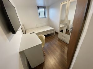 Photo 10- click for photo gallery